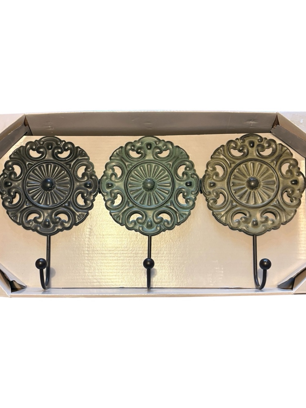 Ornate Triple Wall Hooks in Green and Bronze Finish